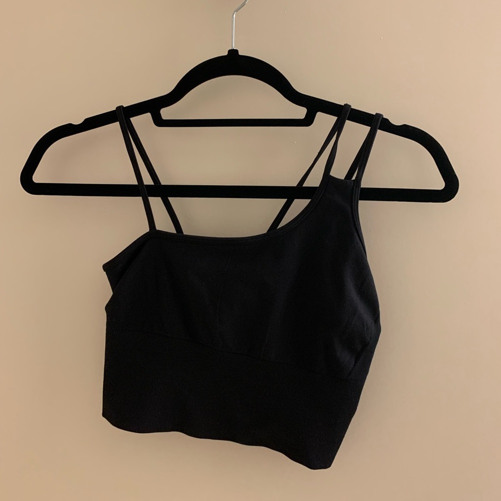 ALO black sports bra
